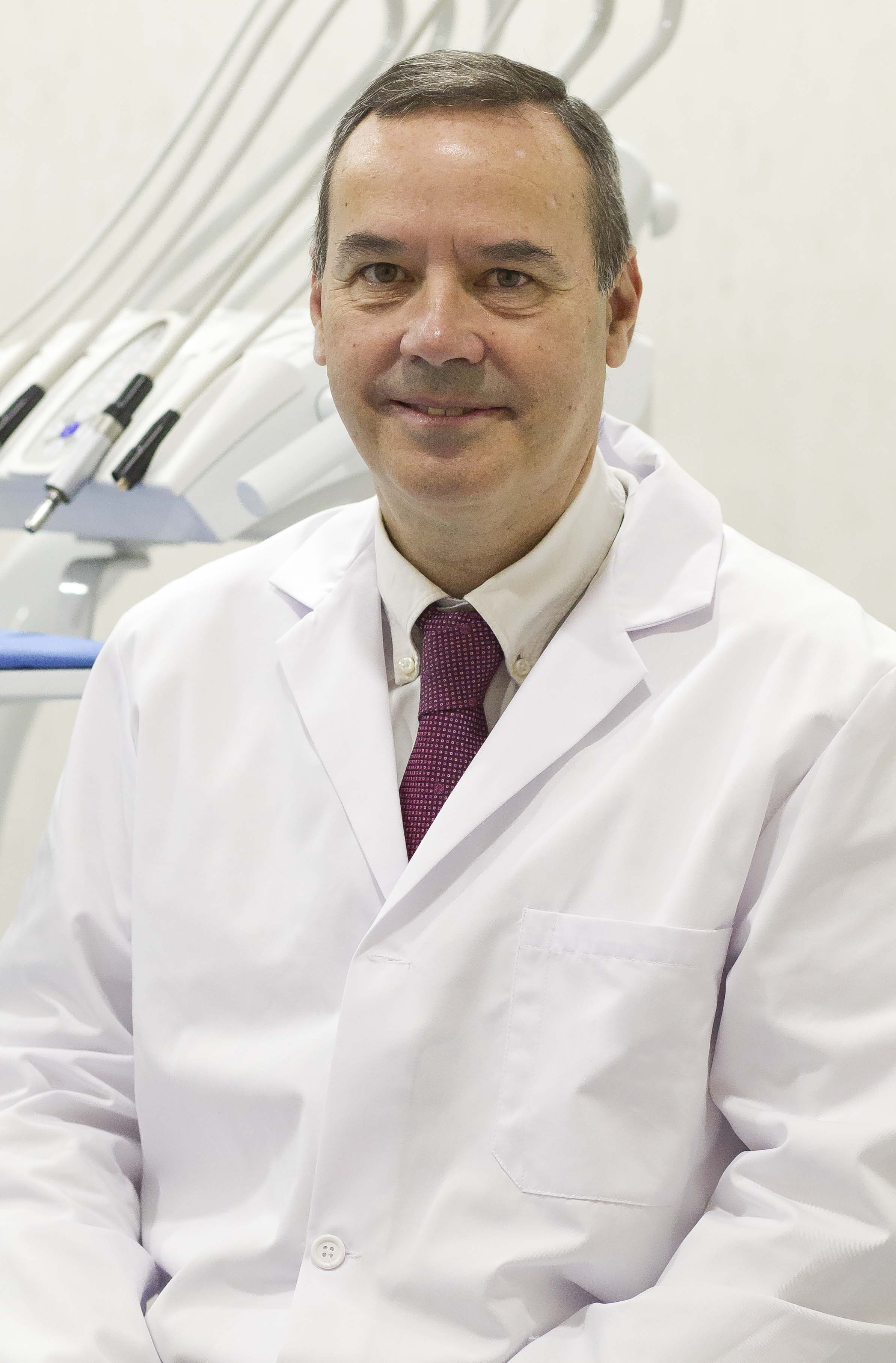 Dr. Manuel Chamorro Pons